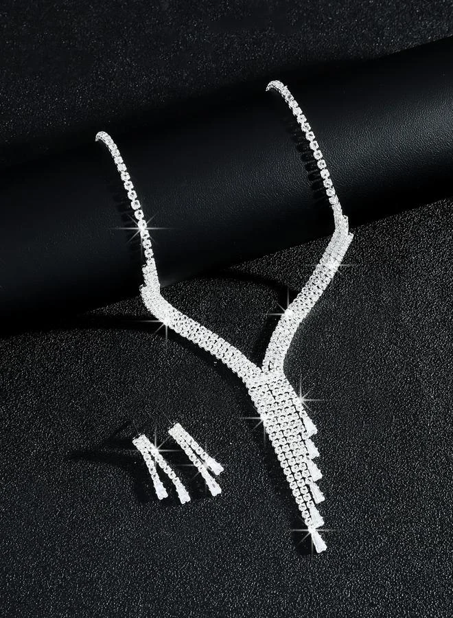 تايك تو طقم مجوهرات قطعتين عقد بشراشيب وأقراط مزين